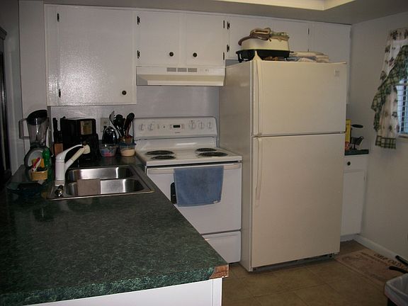 5th image of 1301 Pridgen Rd APT 203