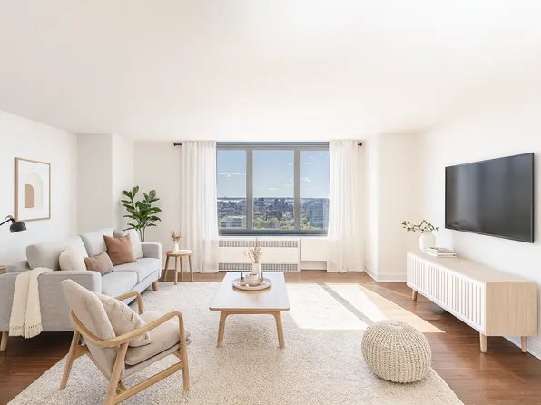 3333a Broadway image 1 of 10