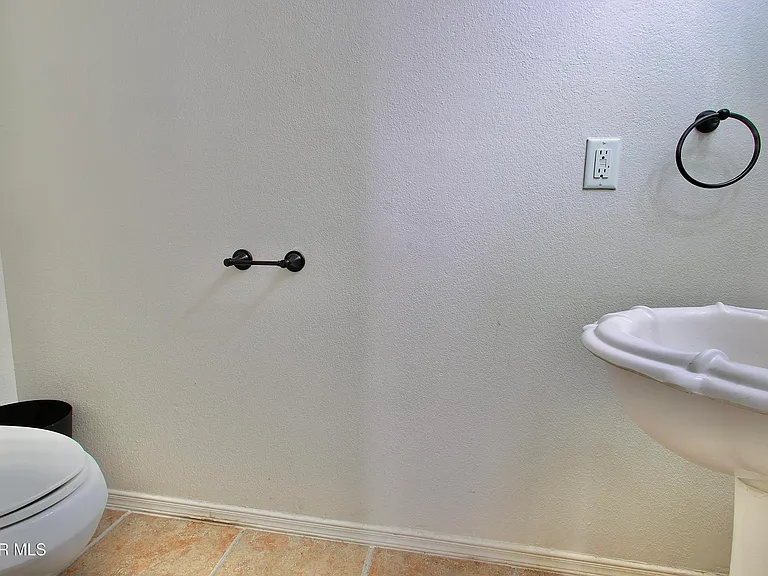 12229 Kingsgate Ct — Photo 24