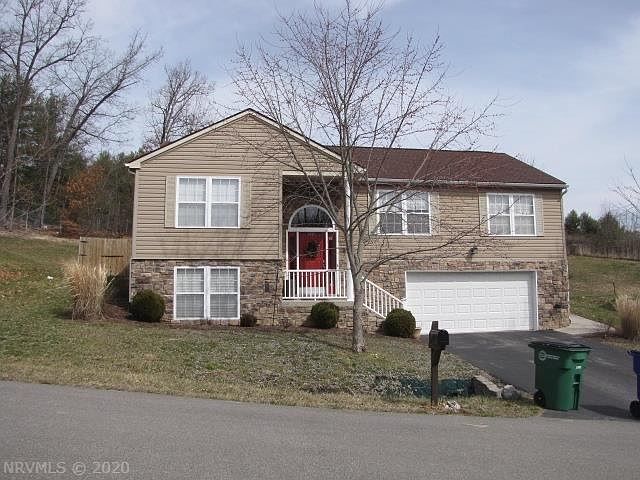 1st image of 1415 Sherwood Dr