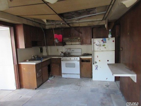 4th image of 36-38 Lincoln Pl