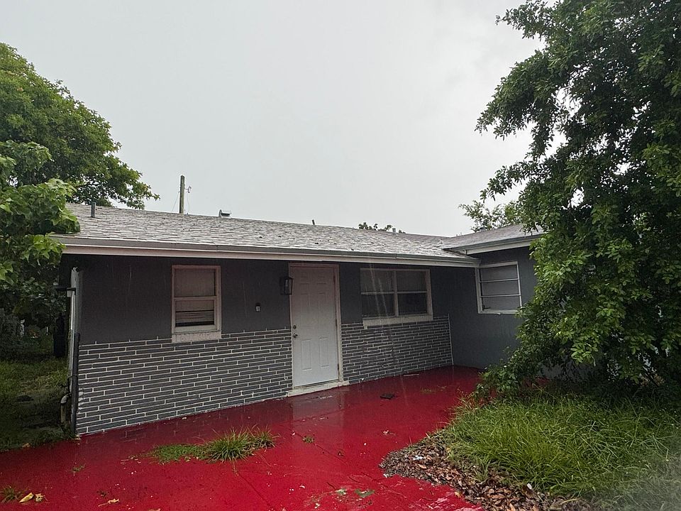 1st image of 2121 NW 26TH Avenue