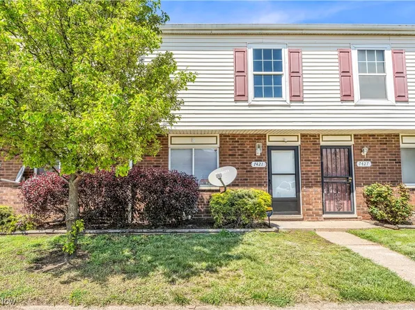 7421 Otis Ct, Cleveland, OH 44104