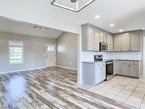 5th image of 1848 Mobbs School Rd