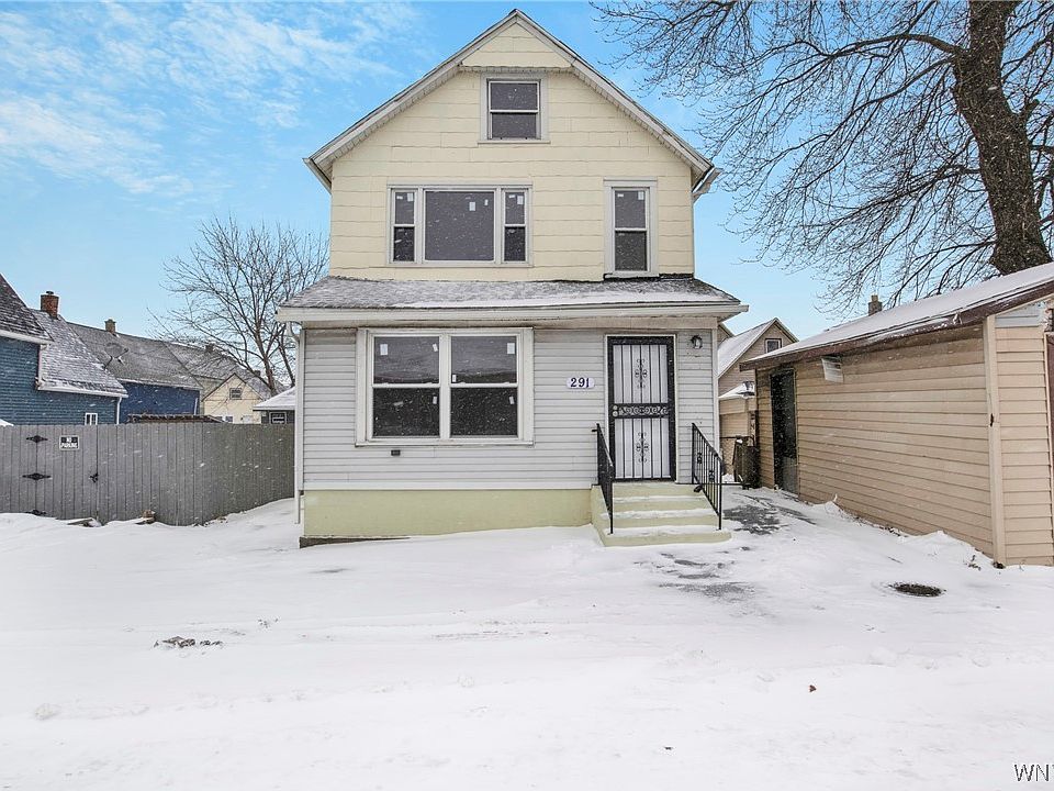 1st image of 30 Melvin Pl