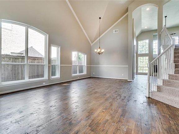 4th image of 6210 Clear Creek Dr