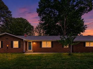 8221 Hickory Dr, King George, VA 22485