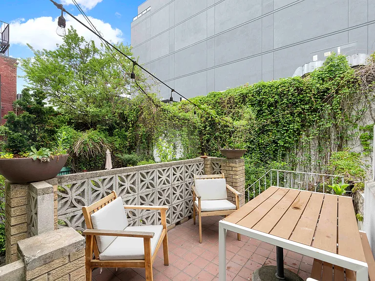 259 Wythe Ave #Townhouse 1 — Photo 11