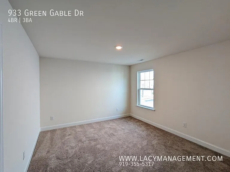 933 Green Gable Dr — Photo 9