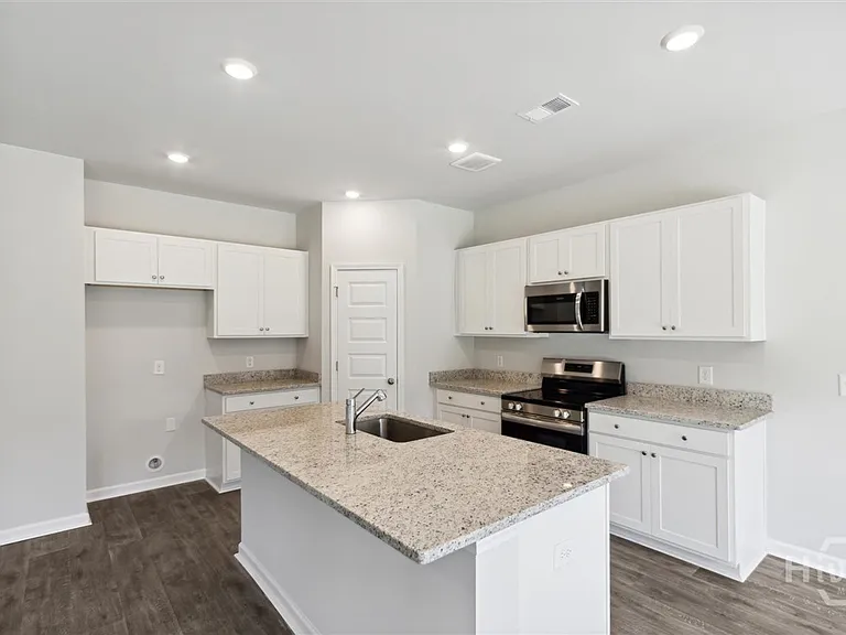 120 Seagrass Way — Photo 8