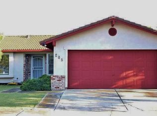 205 Lilac Ave, Patterson, CA