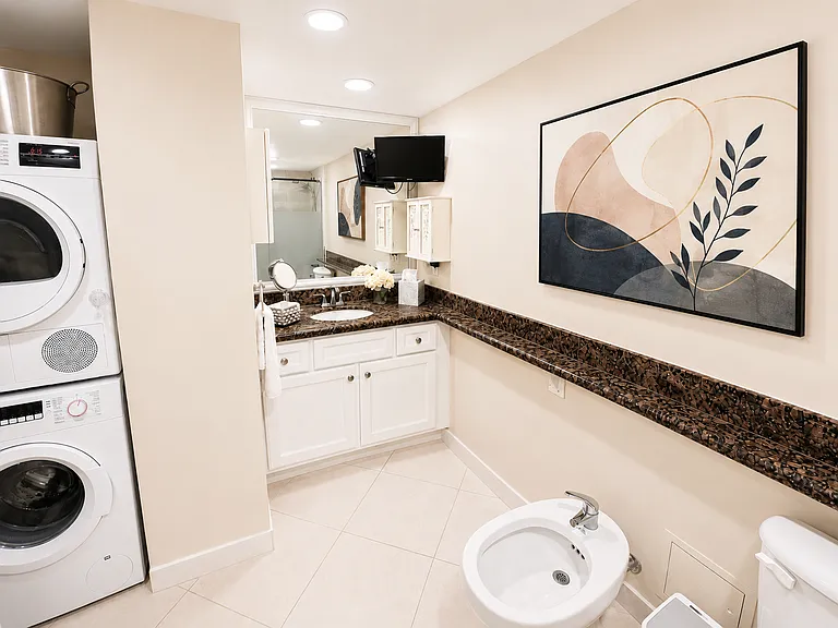 5600 Collins Ave #17U — Photo 13