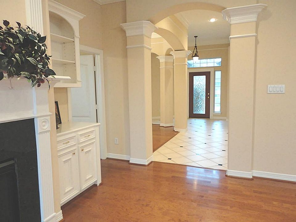 1st image of 3504 Bayou Forest Dr S