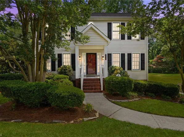 6838 Salem Quarter Rd, Belews Creek, NC 27009