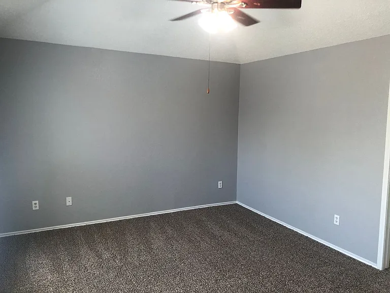1002 Alameda Dr — Photo 24