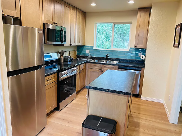 3565 N Loma Vista Dr — Photo 9