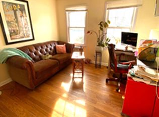 32 Colony Rd, West Springfield, MA 01089