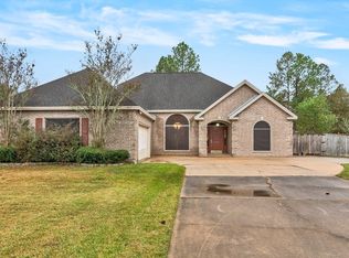 7717 Rosewood Dr, Lumberton, TX 77657