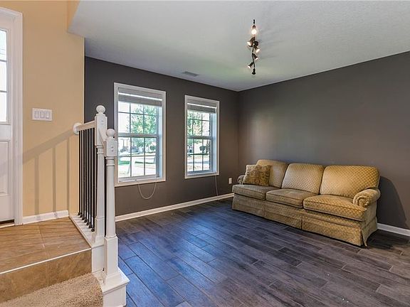 5th image of 9140 Greenspire Dr Unit 101