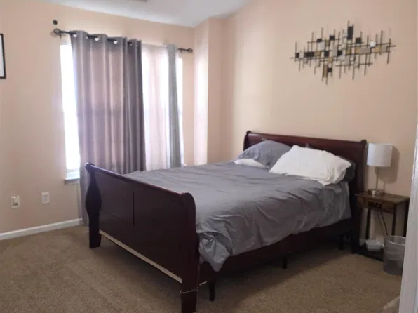 9508 Drains Bay Ct, Charlotte, NC 28214
