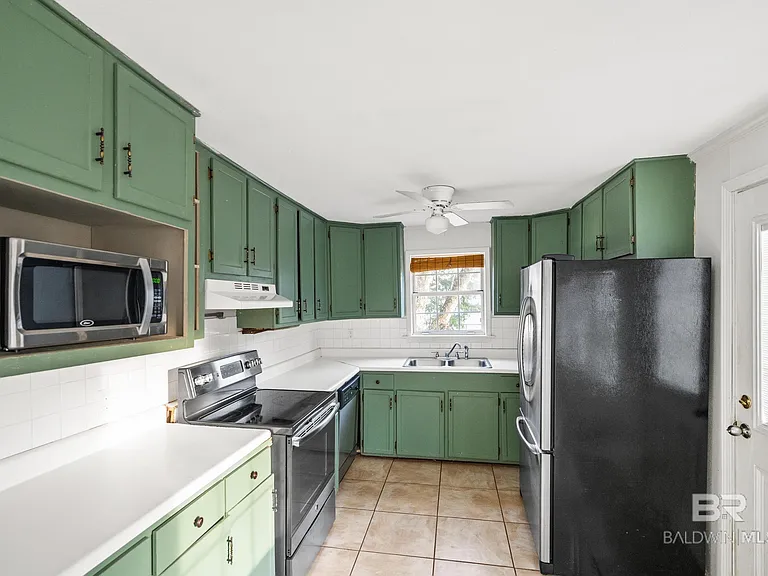 358 Pecan Ave — Photo 7