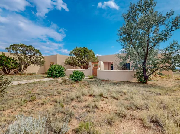 63 Condesa Rd, Santa Fe, NM 87508