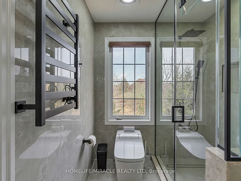 2299 Glazebrook Cir — Photo 9