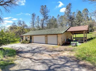 13489 Yorkshire Rd, Groveland, CA 95321