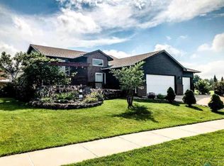 1301 N Archer Dr, Sioux Falls, SD 57103