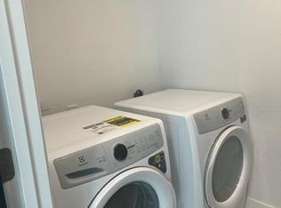 2853 E Tamarind Dr, Fresno, CA 93730