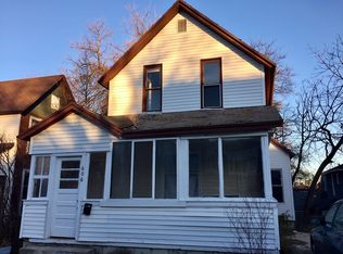 606 Clancy Ave NE, Grand Rapids, MI 49503