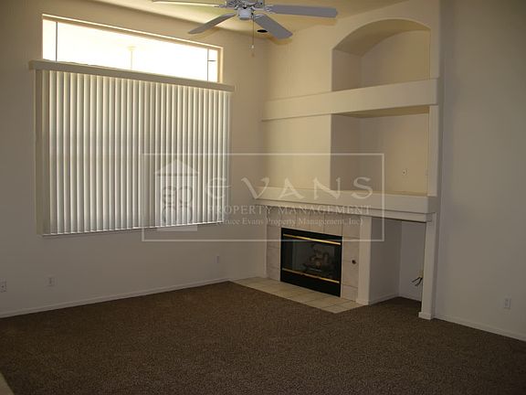 3rd image of 1609 E Parkview Ave