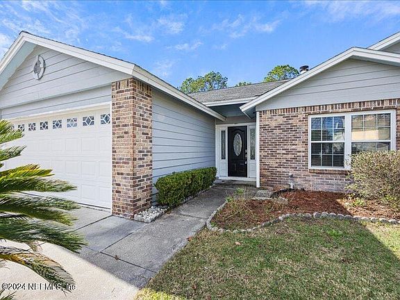 2nd image of 7854 MOSS POINTE Trail W