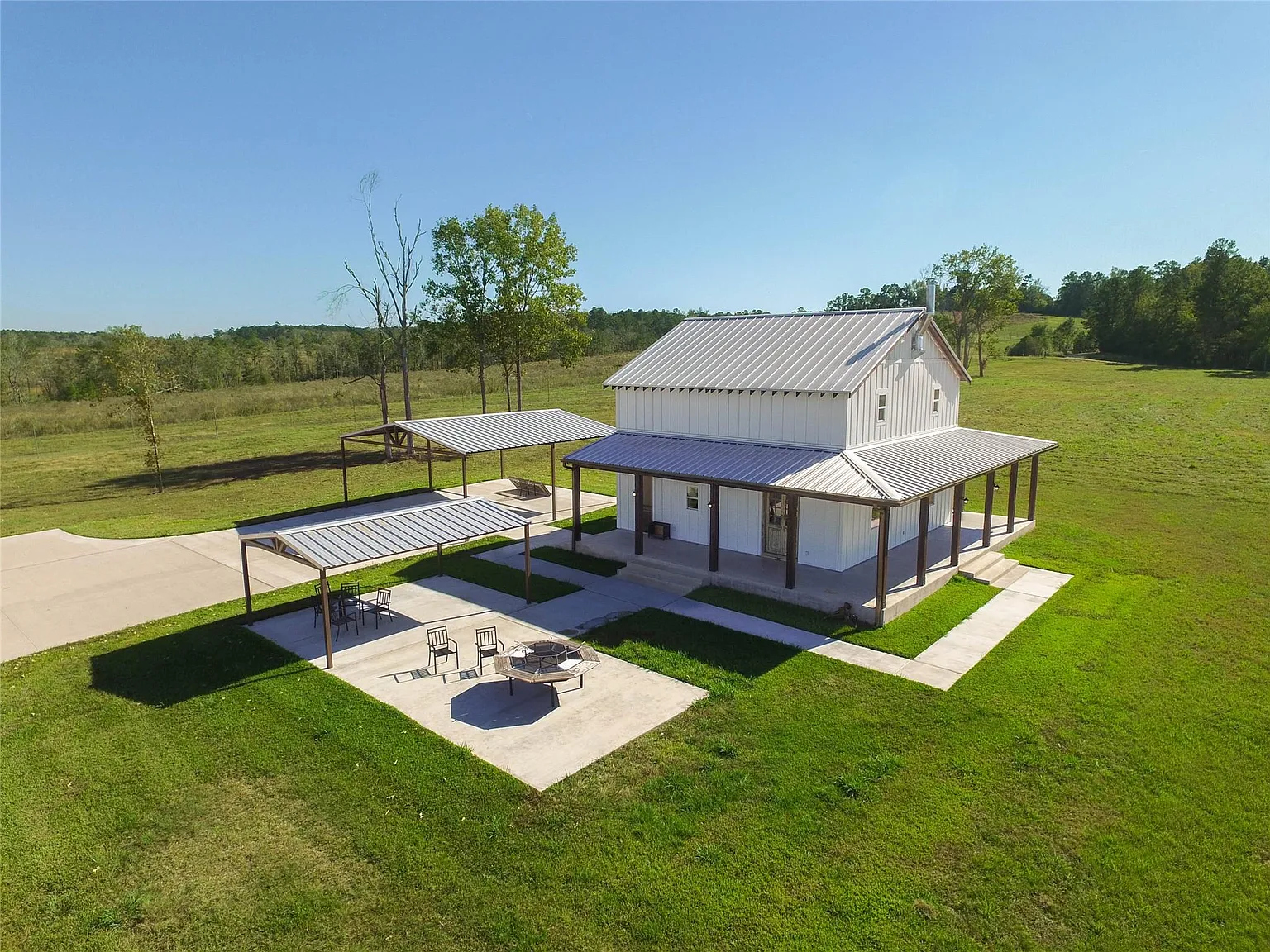 3 bed, 1.5 bath, 1928 sqft, $2,200 — Photo 4