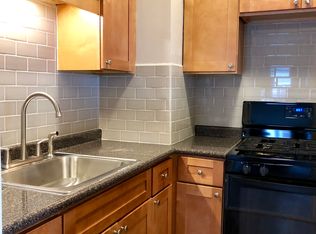 487 N Front St APT 3S, New Bedford, MA 02746