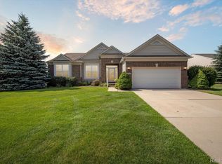 6262 Merion Ln #72, Grand Blanc, MI