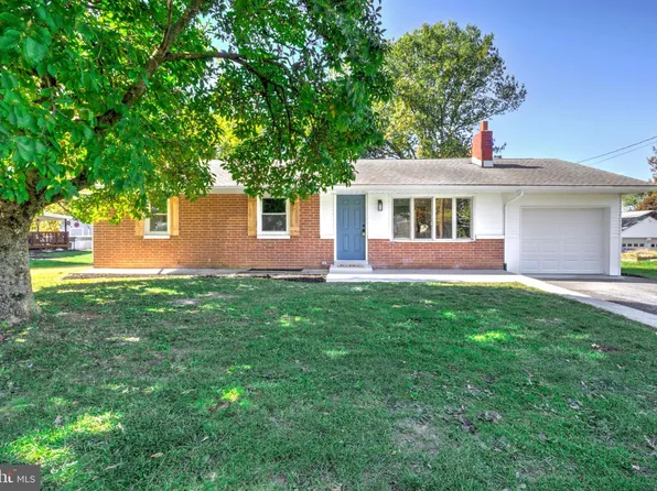 529 Hogestown Rd, Mechanicsburg, PA 17050