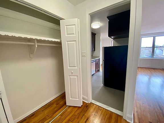 4th image of 11146 76th Dr APT 6C