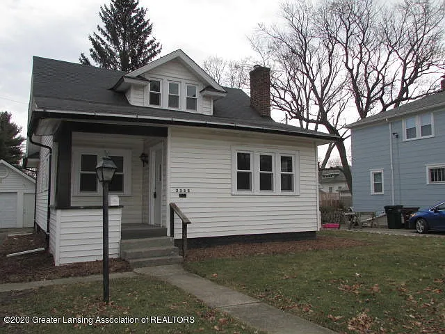 2335 Kensington Rd photo 1