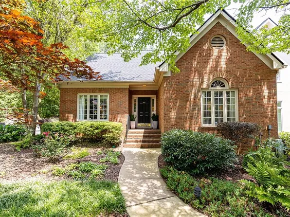 49 Paces West Dr NW, Atlanta, GA 30327