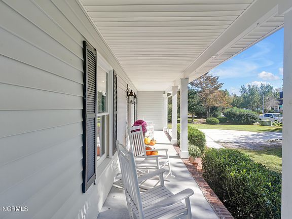 4th image of 3205 Jared Court