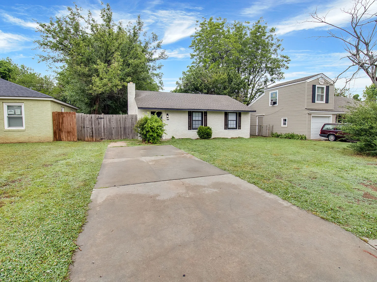 2 bed, 832 sqft, $1,500 — Photo 3
