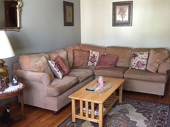 second floor living room