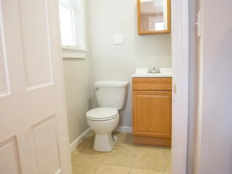 13 Franklin St #3 — Photo 3