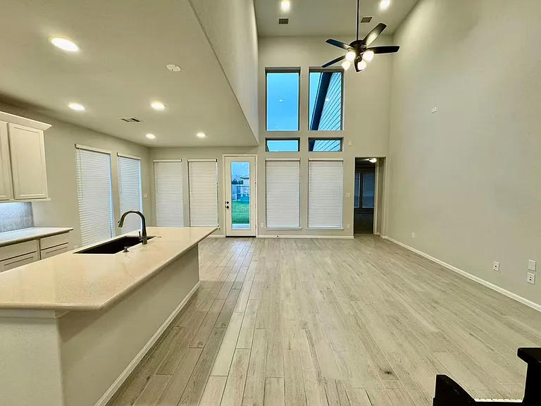 10503 Shining Dawn Way — Photo 5