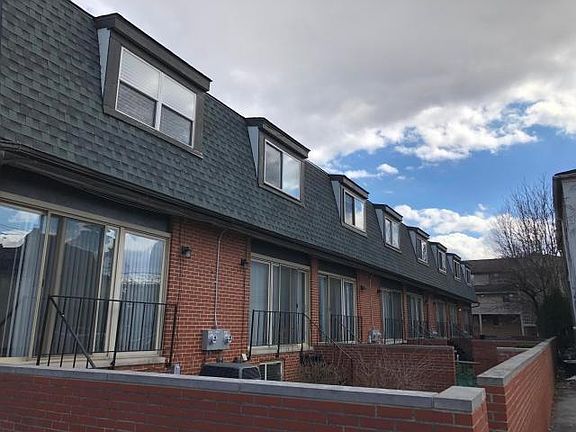 3rd image of 150 W 8th Ave APT B