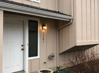 3141 Ivy Glen Dr, Eugene, OR 97402