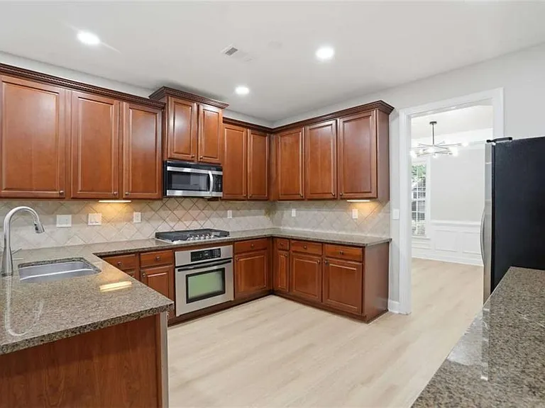 3345 Olivia Ct — Photo 7