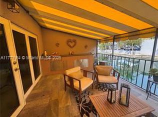 16430 Briar Patch Pl, Miami Lakes, FL 33014