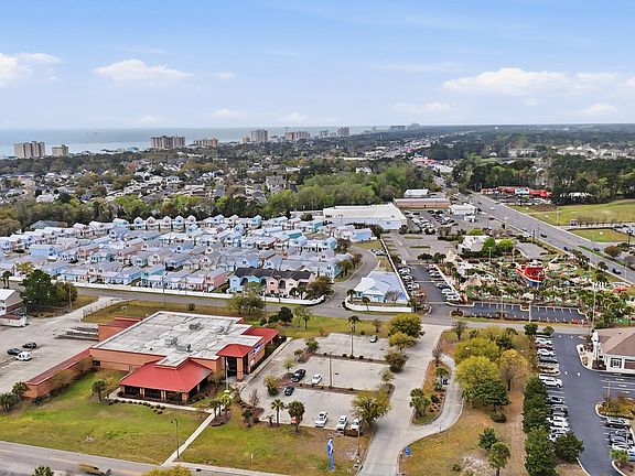 4th image of 601 Wave Rider Ln